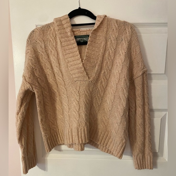American Eagle Outfitters Sweaters - American Eagle Women's Light Pink Cable Knit V-Neck Sweater